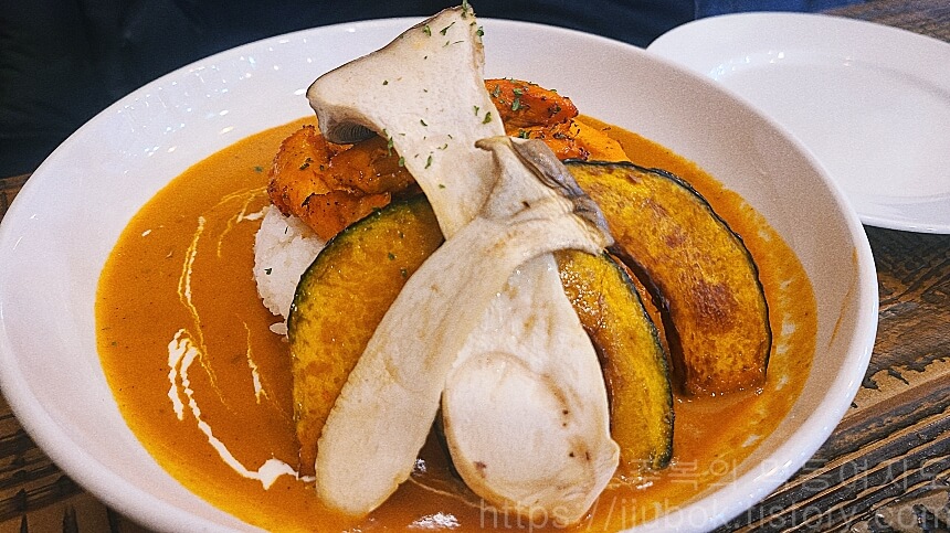 델리커리-치킨마샬라-카레