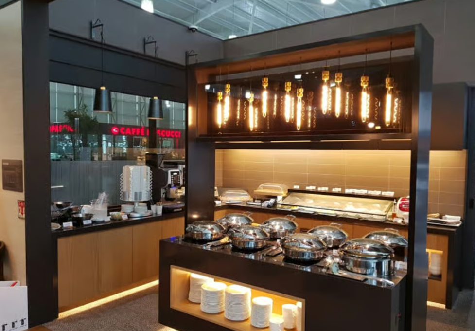 김해공항 국제선 스카이허브 라운지 메뉴 입장조건 운영시간 후기