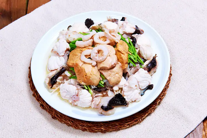 아구찜 60년 노포 생아귀 아구탕 아귀수육 부산 서구 맛집 먹자 포구 추천