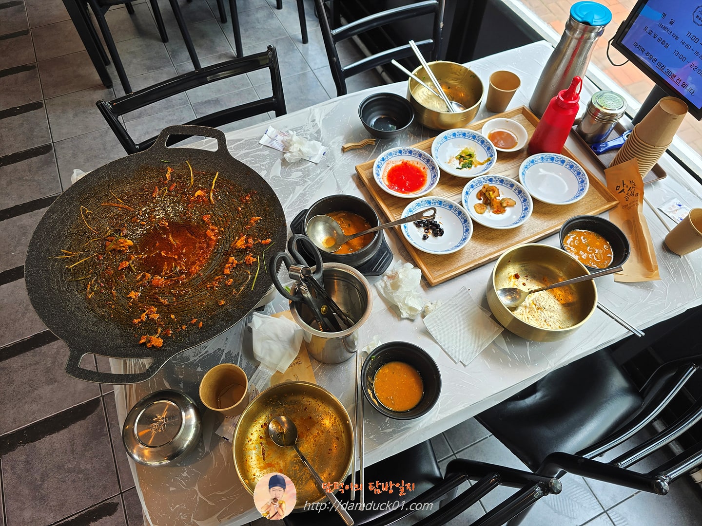 두루치기 정식(된장찌개 + 야채비빔밥)