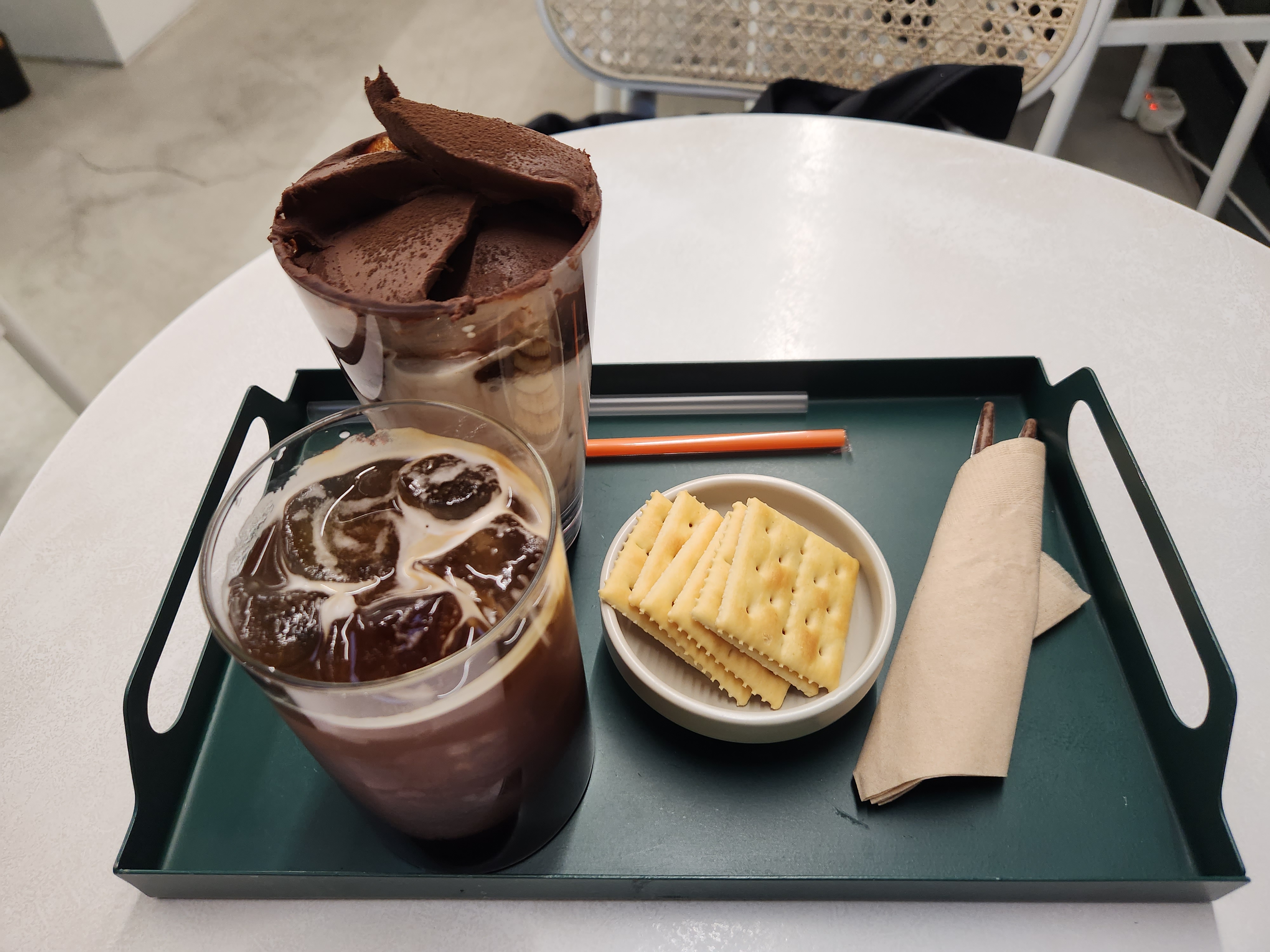 펠어 생초콜릿 음료 1초코, 디카페인 아메리카노, 아이비 크래커