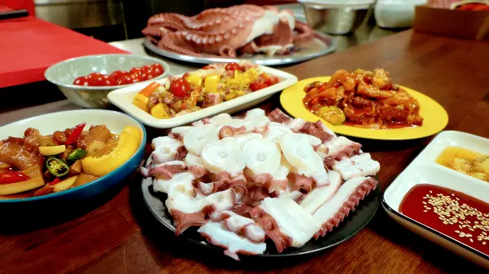 소문의맛집 현지인 추천 문어 연포탕부터 문어숙회, 문어 바질 샐러드, 문어볶음, 문어장, 문어 한 상 차림 경주 감포 맛집