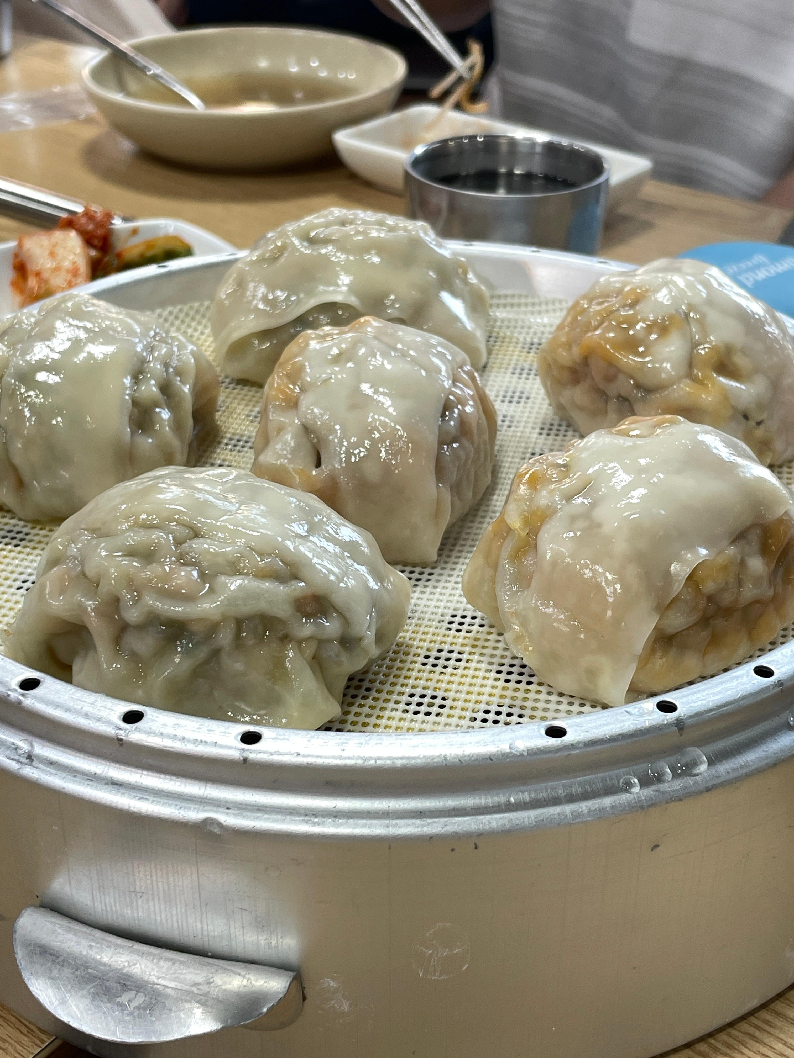개성샤브손칼국수 개성왕만두