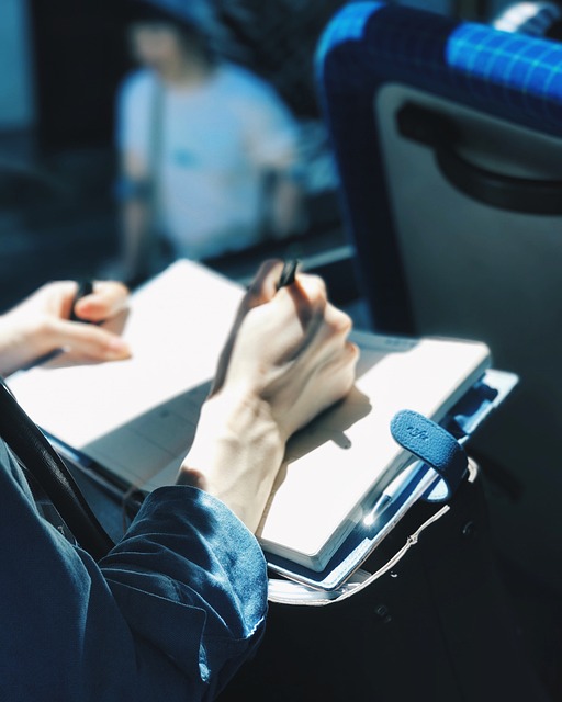 쉐도우워크 저널 기록하는 사람