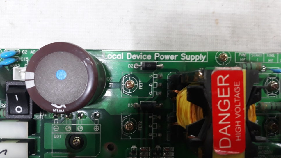 금강전자 소방파워수신기, 소방수신기 파워서플라이 LDPS2715 소손된 소자 교체 및 단선된 패턴 복구
수리 과정 by 메트영남