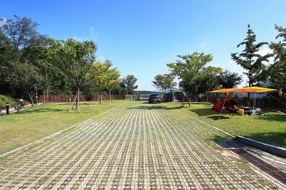 충남 예당관광지 국민여가캠핑장 소개