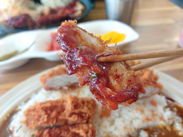 매콤 치즈돈까스