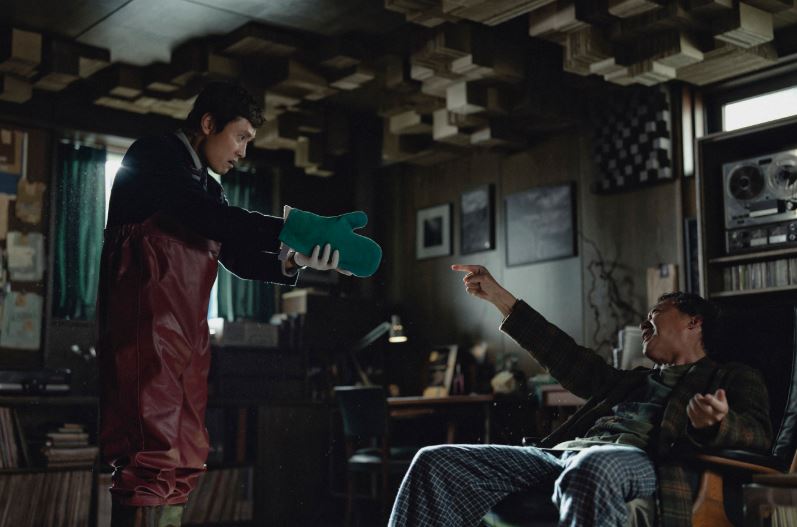 영화 어쩔수가 없다 포토