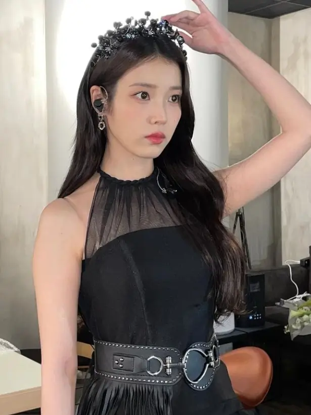 아이유 IU 프로필 갤러리ㅣ노래 음악 mbti 인스타 유튜브