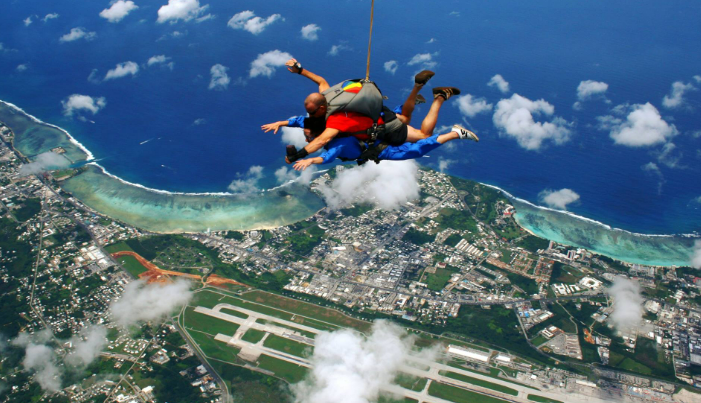 괌-스카이다이빙