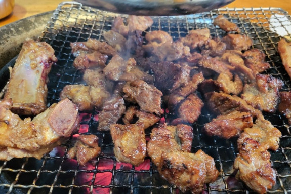 생생정보 스타밥집 최정원 평택 돼지왕갈비 돌솥비빔밥