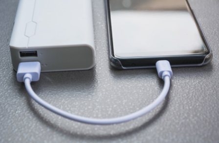 부푼 보조배터리 안전 폐기