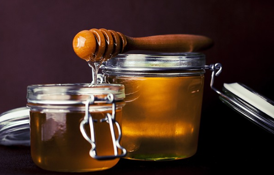 꿀의 숨겨진 건강 비밀: 자연이 선물한 최고의 슈퍼푸드