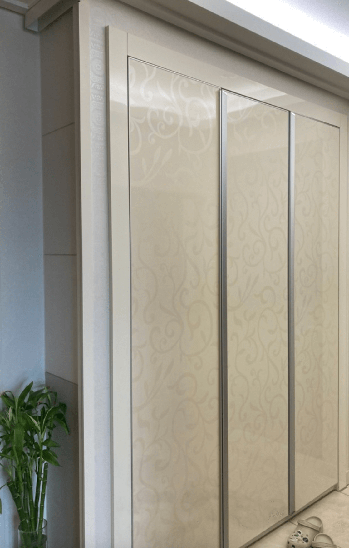 현관문 시트지 작업