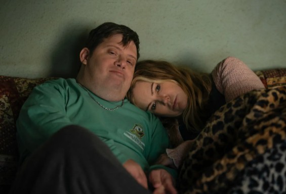 [19금 넷플릭스 범죄 스릴러 영화추천] 밤은 늘 찾아온다 줄거리&amp;#44; 결말 해석 &amp; 리뷰&amp;#44; 바네사 커비 주연