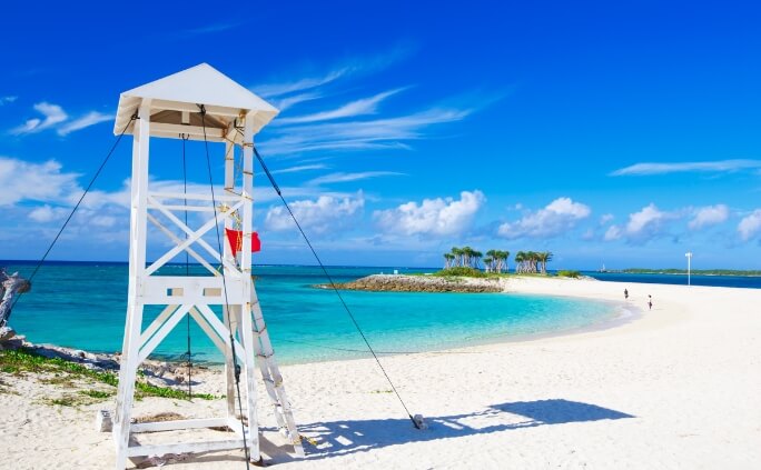 에메랄드 비치 (Emerald Beach)