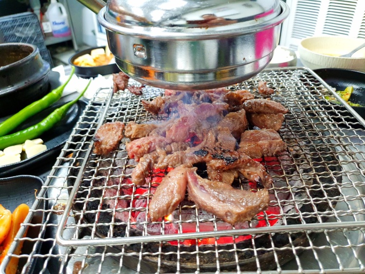 강남역 역삼동 전설의 맛 단 하나의 단일 메뉴 마늘 소갈빗살 갈비살 맛집 추천