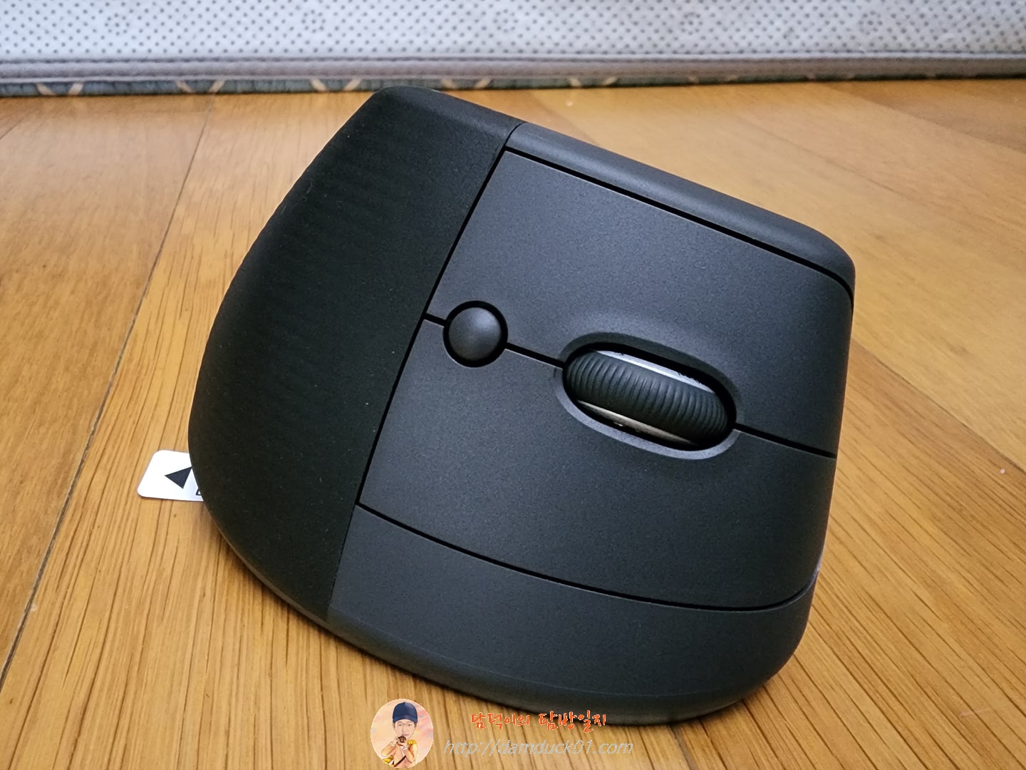 LIFT 인체공학 버티컬 마우스 바깥쪽