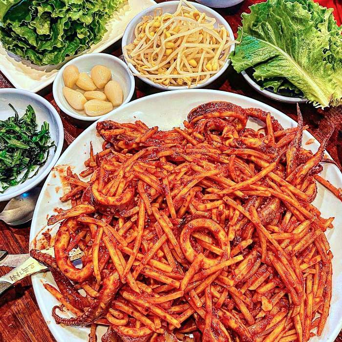 놀토 놀라운 토요일 숙대입구 후암 재래시장 오징어 보쌈 맛집