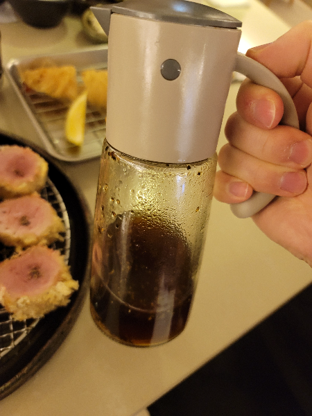 오제제 광화문점 샐러드 소스통