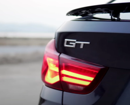 BMW 3GT 순정 스포일러