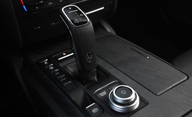 [시승기] 전동화 시대를 앞둔 마세라티의 선택 – 마세라티 기블리 GT 하이브리드