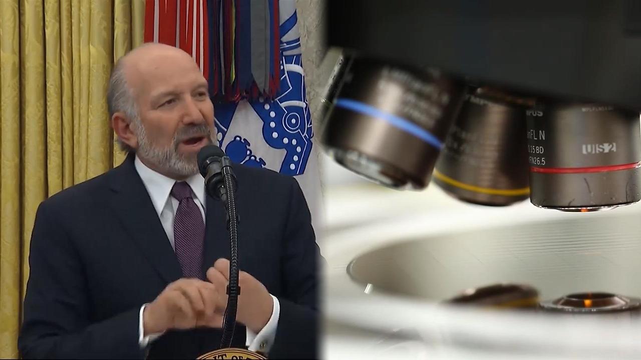 미국 정부가 스마트폰과 컴퓨터 등 전자제품을 상호관세 부과 대상에서 제외하기로 한 것과 관련해 하워드 러트닉 미국 상무장관은 "반도체 제품에 포함될 것"이라고 밝혔습니다.