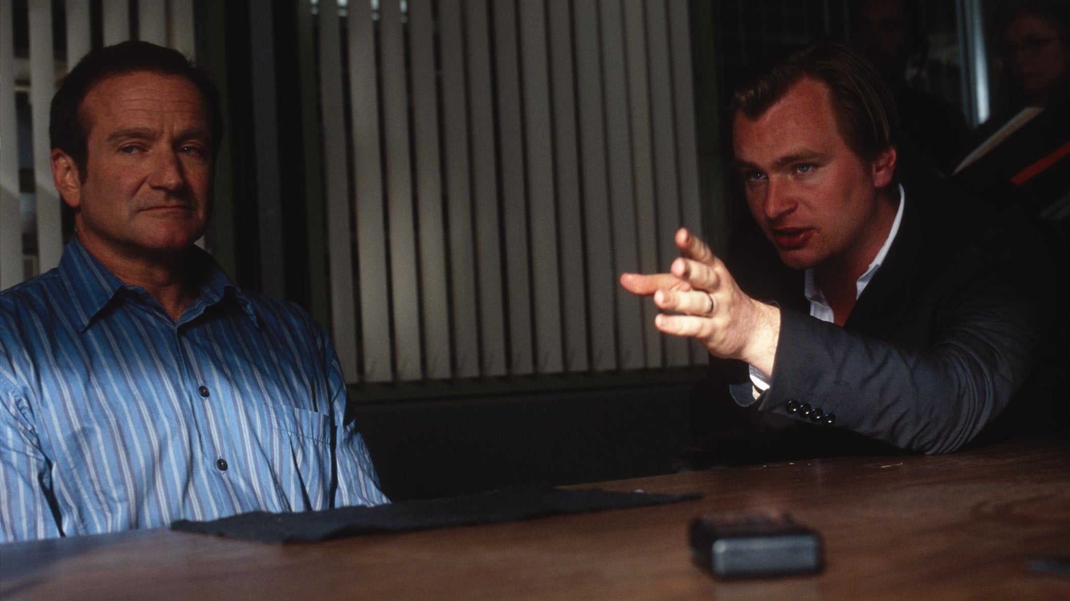 인섬니아(Insomnia, 2002)