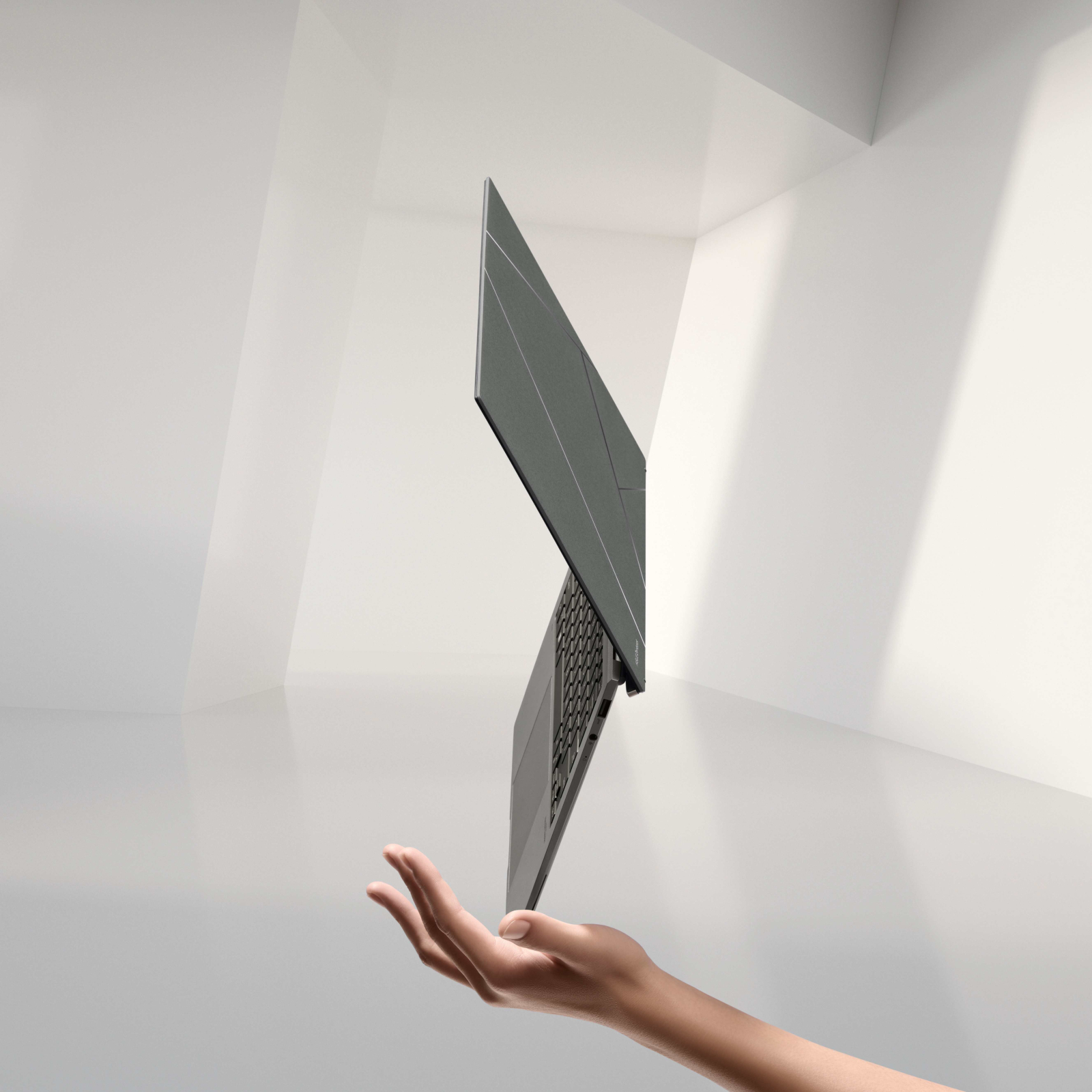 에이수스 젠북 S 13 OLED(Asus ZenBook S 13 OLED)