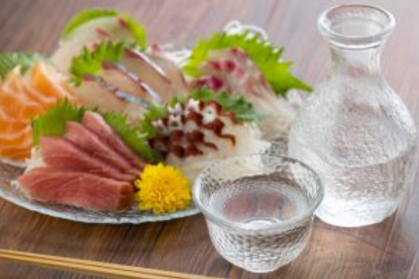 사케와 최고의 안주 조합 – 완벽한 페어링 가이드