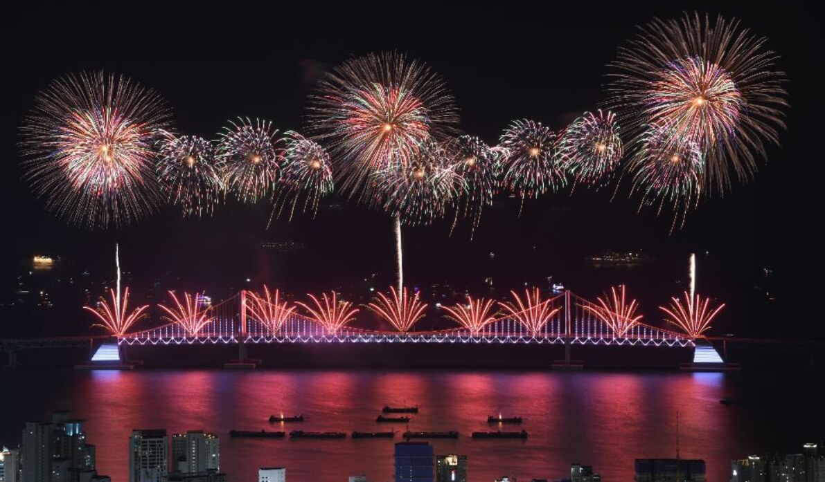 2024 부산 불꽃축제 시간 명당 주차 정보 유료좌석 잔여 티켓 예매 행사 일정 교통 통제