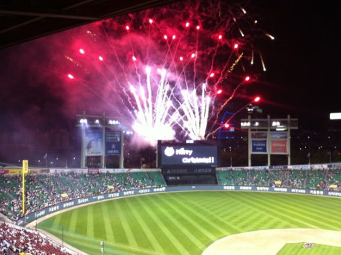 잠실 운동장 불꽃 야구