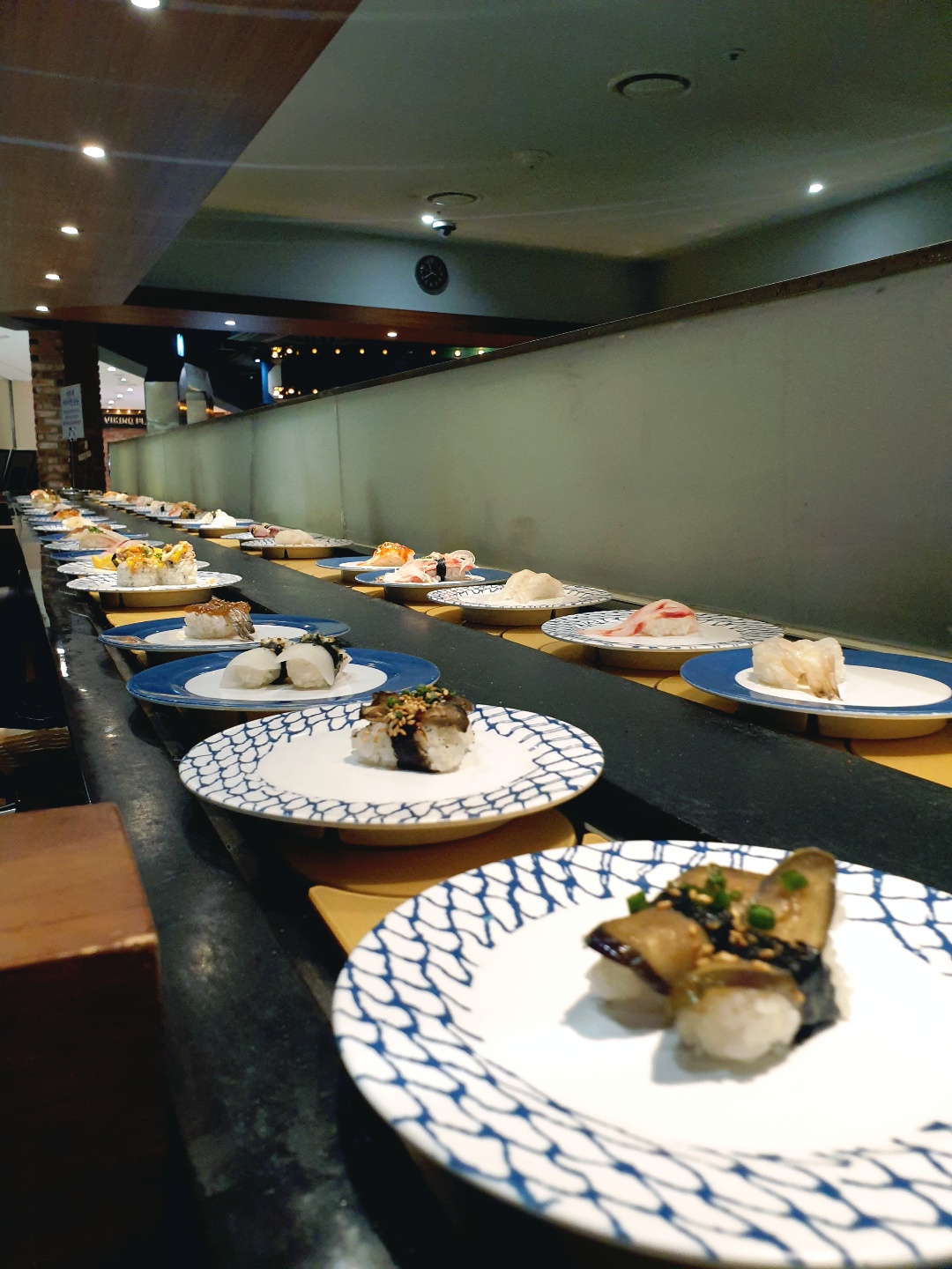 어촌계_회전초밥_종류