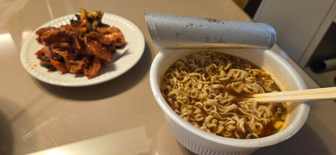 육개장사발면