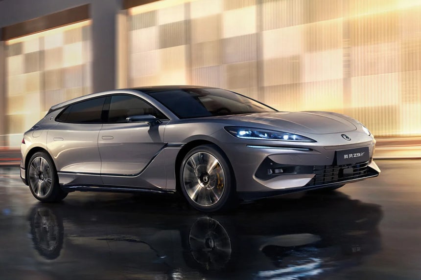 BYD 덴자 Z9 GT 2025 대형 전기 슈팅 브레이크 측면