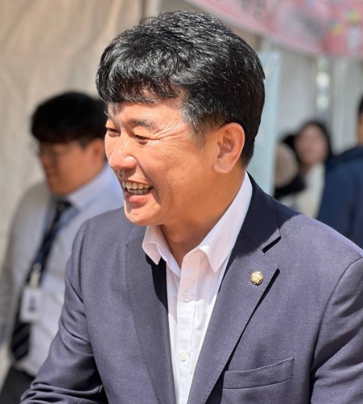 문진석 국회의원 프로필 나이 고향 학력 재산 지역구 페이스북