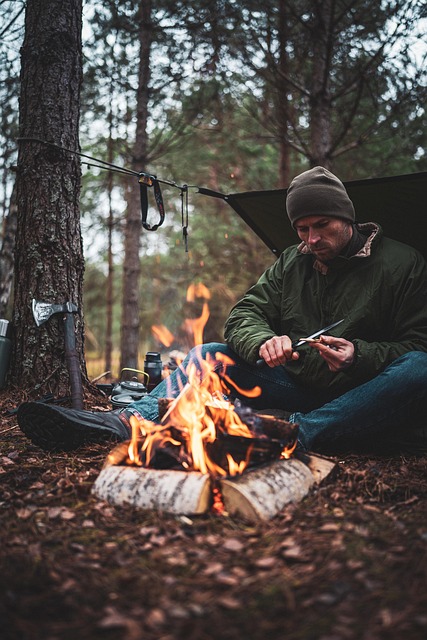 자연 속에서 살아남기: 필수 Bushcraft 기술 10가지