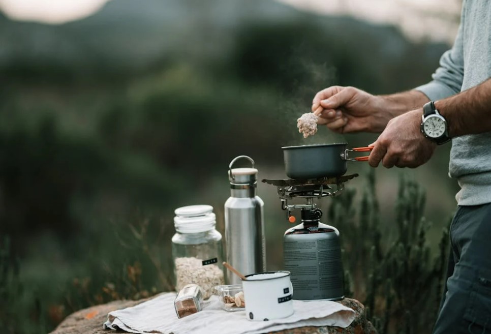 2025 캠핑용품 추천 TOP 10 실용성과 감성 모두 잡았다!