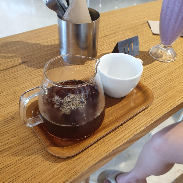 베이크트 스미냑(BAKED Seminyak): 발리 스미냑(Bali Seminyak)지역 카페_아이스커피