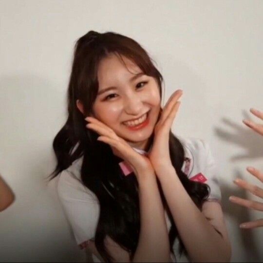 아이즈원 프로듀스48 이채연 사진모음
