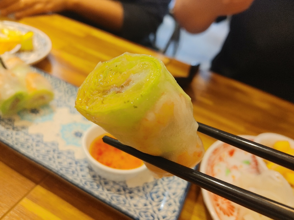 강남구청 맛집 점심식사 추천 사이공 핫팟, 스프링롤