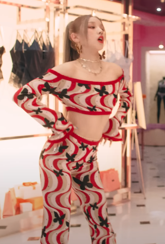 크롭탑_로우라이즈_대표_의상