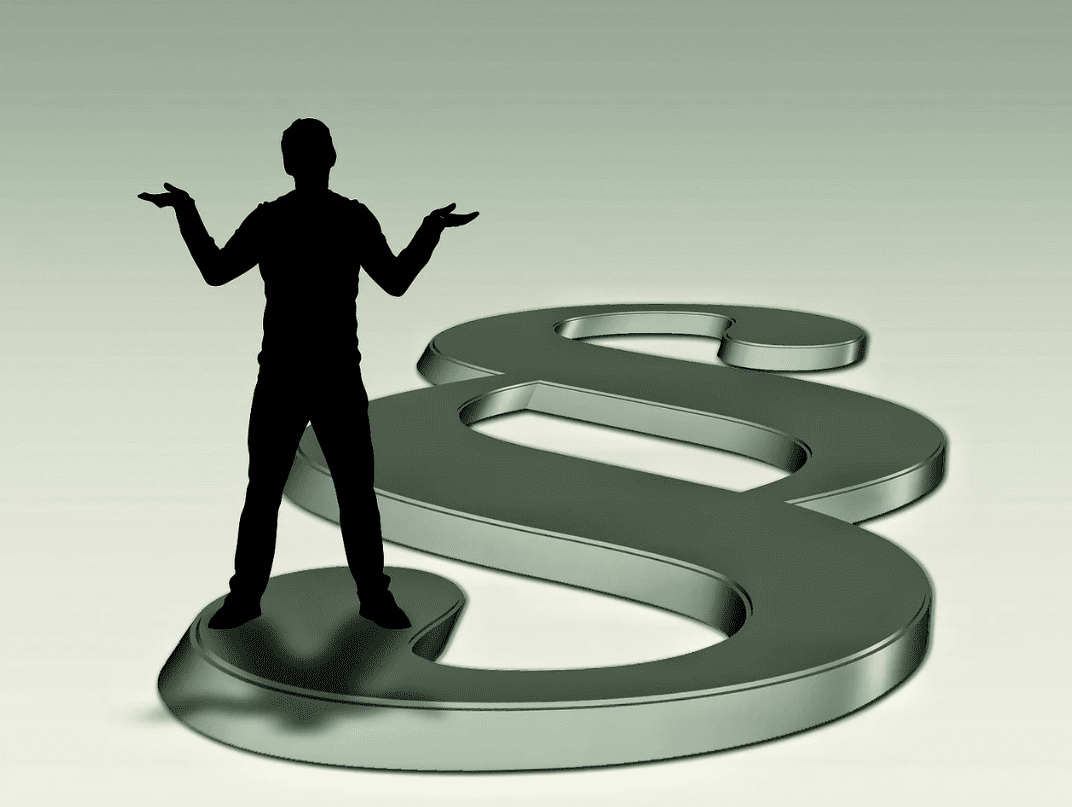 회사가 근로자 모르게 삽입하는 불리한 조항들: 근로계약서의 숨겨진 함정들