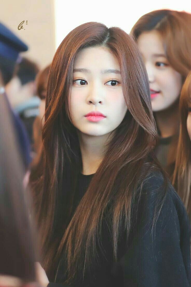 아이즈원 김민주 최애사진