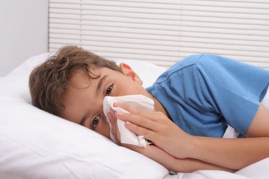 독감(Influenza): 원인, 증상, 치료 및 예방