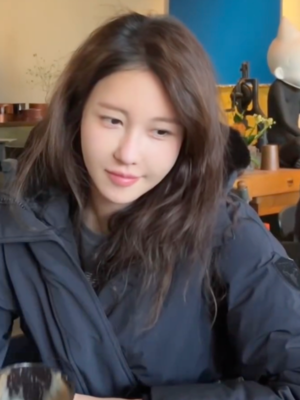 노비스 아우라 이지아 착용