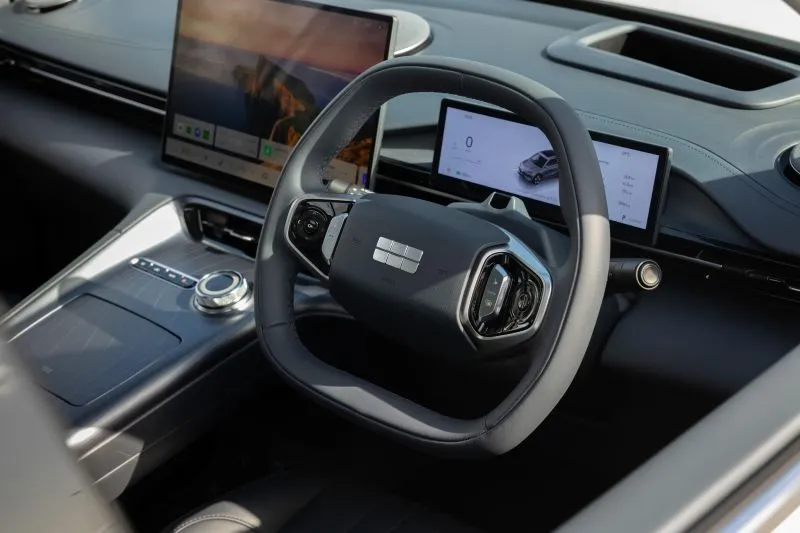 지리 EX5 이미지