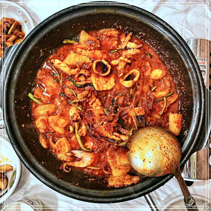 생방송 투데이 논현동 학동역 방탄비빔밥 맛집