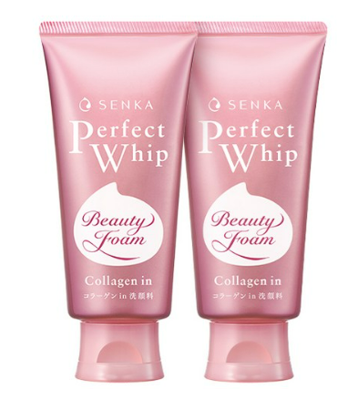 약알칼리성 클렌저로 마무리 세안