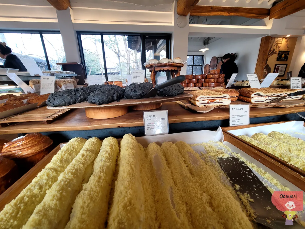 양평-한옥카페-하우스베이커리-브레드-소복소복-딸기소복소복-까망아-까망아-맘모스